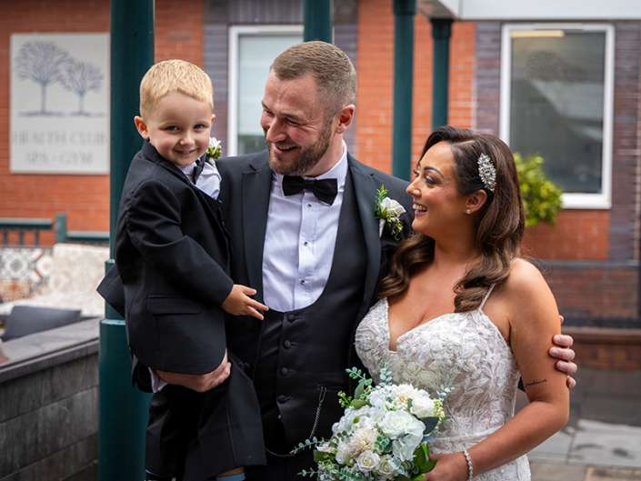 Wedding photography at Fairlawns Hotel by Adam Smith wedding photography
